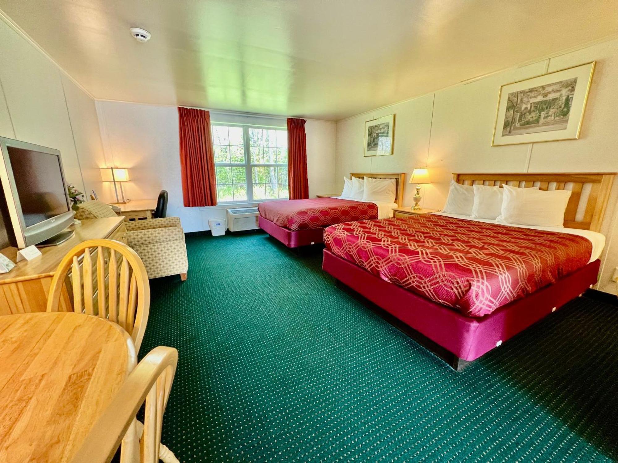 Rodeway Inn & Suites Brunswick Near Hwy 1 Zewnętrze zdjęcie